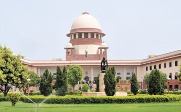 सुप्रीम कोर्ट ने पेगासस मामले में केंद्र सरकार को जारी किया नोटिस Pegasus case Supreme Court Central Government Notice