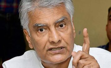 Sunil Jakhar Unhappy