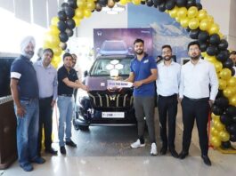 Anand Mahindra a gifted Neeraj Chopra