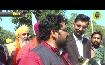 नौजवान भारत सभा के सदस्यों ने शिक्षण संस्थान खोलने जबरदस्ती टीकाकरण रोकने की मांग को लेकर पहुंचे..