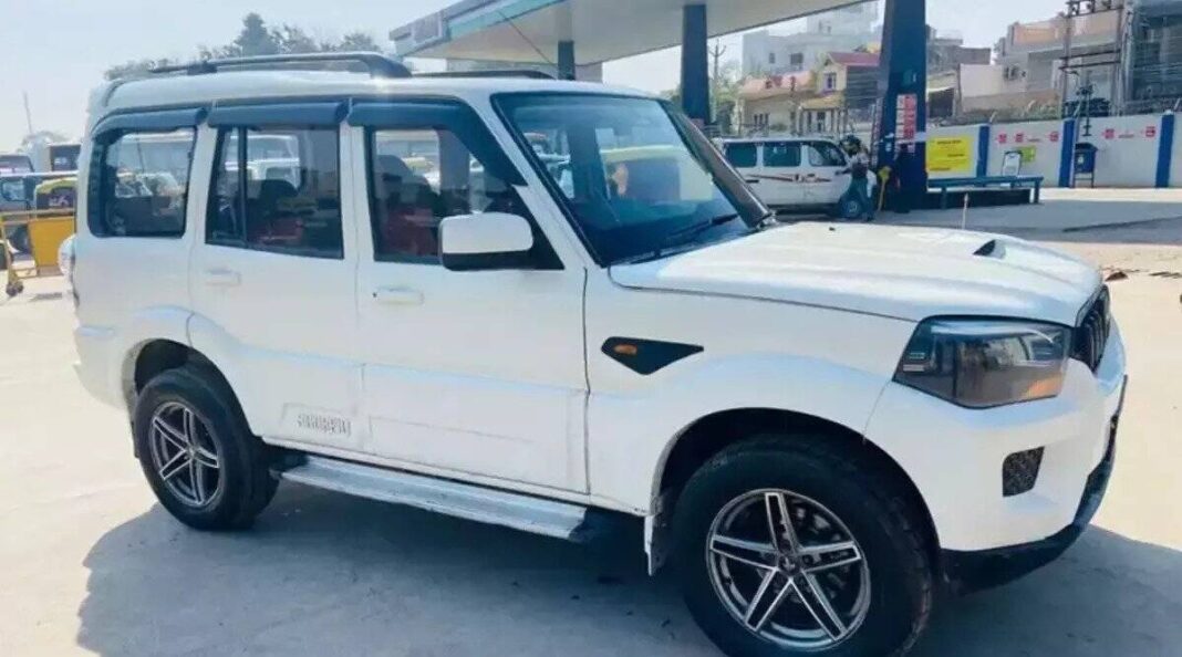 Mahindra-Scorpio-11