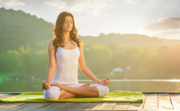 थाइराइड को कंट्रोल कर सकते हैं ये 4 योग एक्सपर्ट ने बताया फ़ायदा