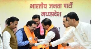 कांग्रेस को एक और बड़ा झटका, पूर्व महाधिवक्ता शशांक शेखर ने थामा भाजपा का दामन