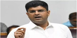 जेजेपी ने बुलाई अहम बैठक, दुष्यंत चौटाला ने लौटाया सरकारी कारकेड