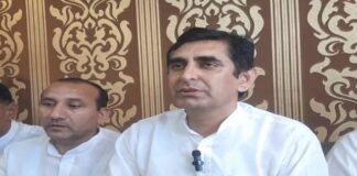 लोकसभा चुनावों से पहले AAP को झटका,