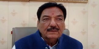 कुलदीप बिश्नोई और बेटे भव्य की भाजपा से दिखी नाराजगी,