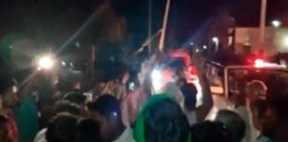 किसानों ने रास्ता रोक कहा- हमें भी दिल्ली जाने से रोका था