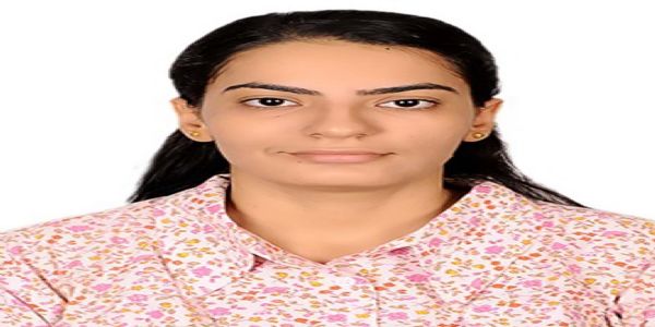 WEB_16gurp12_144 कनिका ने पहले प्रयास में कर ली यूपीएससी परीक्षा पास,