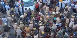 सड़क निर्माण को लेकर क्रोधित दुकानदारों ने जीटी रोड किया जाम
