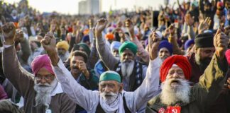 किसानों ने रेल ट्रैक जाम करने का प्रोग्राम किया रद्द, दोपहर में हरियाणा पुलिस के साथ होगी बैठक