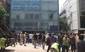 सुरक्षा मानकाें की खुलेआम कर रहे अनदेखी,