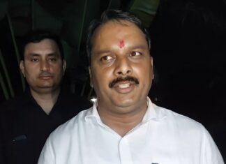 सोनीपत में मुख्यमंत्री सैनी के ओएसडी वीरेंद्र बड़खालसा के भाई पर हमला ! सोनीपत में मुख्यमंत्री सैनी के ओएसडी वीरेंद्र बड़खालसा के भाई पर हमला