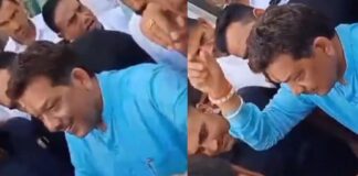 गांव नरायण खेड़ा में भाजपा नेता गोबिंद कांडा का ग्रामीणों ने किया जमकर विरोध,