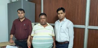 BDA का बाबू 40 हजार की रिश्वत लेते पकड़ा गया,
