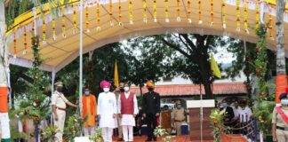स्वतंत्रता दिवस प्रभारीमंत्री ने किया ध्‍वजा रोहण, सीएम के संदेश का किया वाचन !
