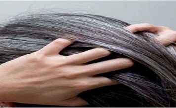 न्यूट्रिशनिस्ट किरण ने बताया सफेद बालों को काला करने का इलाज, खुद भी इस्तेमाल कर रहीं अपनी नानी-मां का नुस्खा ! ट्रिशनिस्ट किरण ने बताया सफेद बालों को काला करने का इलाज, खुद भी इस्तेमाल कर रहीं अपनी नानी-मां का नुस्खा !