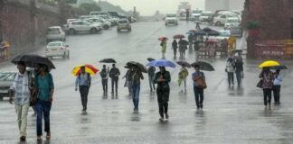 कई राज्यों के लिए बारिश का अलर्ट, दिल्ली में धुंध ने बढ़ाई परेशानी