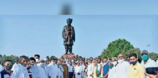 किसानों का आरोप है कि फसल अवशेष जलाने के आरोप में उनके खिलाफ मामले दर्ज किए जा रहे हैं !