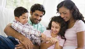 बच्‍चे के स्‍कूल से आने के बाद पैरेंट्स जरूर करें बात, मजबूत बनेगा उसका दिल