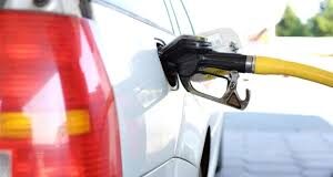 योगी आदित्यनाथ सरकार की बड़ी तैयारी, चार्जिंग स्टेशन की लगेगी भरमार