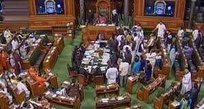हंगामे के बाद आज फिर राज्यसभा दिनभर के लिए स्थगित