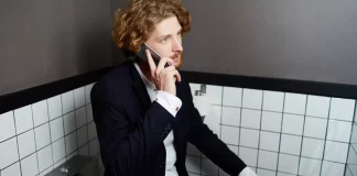 टाइमपास के चक्कर में इन बीमारियों का रिस्क बढ़ा रहे हैं आप!