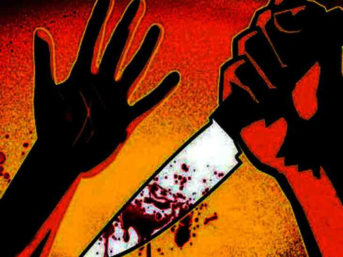 महेंद्रगढ़ के नारनौल में कोर्ट में पेशी पर आए युवक पर किया जानलेवा हमला महेंद्रगढ़ के नारनौल में कोर्ट में पेशी पर आए युवक पर किया जानलेवा हमला