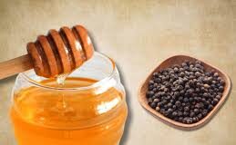 सरपट दौड़ेगा दिमाग अगर खाएंगे काली मिर्च, शहद और बादाम