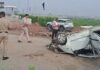 मासूम सहित 4 लोग घायल, CET परीक्षा देने जा रही महिला परीक्षार्थी की पलटी कार! सीईटी परीक्षा देने जा रही एक परीक्षार्थी महिला की गाड़ी पलट गई।