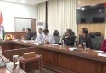 हरियाणा कैबिनेट की अहम बैठक आज होगी। कैबिनेट की बैठक मुख्यमंत्री नायब सिंह सैनी की अध्यक्षता में 11:00 बजे हरियाणा सचिवालय में होगी।