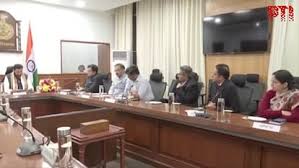 हरियाणा कैबिनेट की अहम बैठक आज होगी। कैबिनेट की बैठक मुख्यमंत्री नायब सिंह सैनी की अध्यक्षता में 11:00 बजे हरियाणा सचिवालय में होगी।