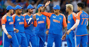 बता दें कि एशिया कप में शुभमन के टीम इंडिया में आने से संजू सैमसन को मिडिल ऑर्डर में खेलना पड़ रहा है।