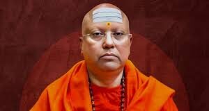 प्रबंधक स्वामी चैतन्यानंद सरस्वती के खिलाफ 15 छात्राओं ने छेड़छाड़ का मामला दर्ज कराया है।