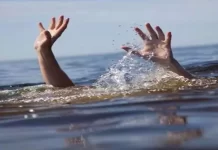 महेश नगर थाना प्रभारी इंस्पेक्टर जितेंद्र कुमार ने बताया कि मौत के कारणों का पता लगाने का प्रयास किया जा रहा है।