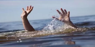 अंबाला में टांगरी नदी में मिला युवक का शव: आसपास पड़ी थी दवाइयां, मृतक की अभी तक नहीं हुई शिनाख्त महेश नगर थाना प्रभारी इंस्पेक्टर जितेंद्र कुमार ने बताया कि मौत के कारणों का पता लगाने का प्रयास किया जा रहा है।