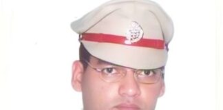एडीजीपी वाई पूरण कुमार ने गोली मार खुदकुशी कर ली। चंडीगढ़ के सेक्टर-11 में घर के बेसमेंट में बने कमरे में पीएसओ की सर्विस रिवॉल्वर से गोली मारी गई।