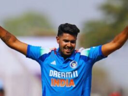 ऑस्ट्रेलिया के कप्तान मिशेल मार्श ने भारत के खिलाफ बुधवार को यहां पहले टी20 अंतरराष्ट्रीय क्रिकेट मैच में टॉस जीतकर पहले गेंदबाजी करने का फैसला किया।