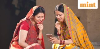 लाडली बहना योजना की 29वीं किस्त जारी कर दी गई है। मुख्यमंत्री डॉक्टर मोहन यादव आज 12 अक्‍टूबर रव‍िवार को श्‍योपुर से 1541 करोड़ रुपये की राश‍ि 1.26 करोड़ मह‍िलाओं के खाते में भेजे हैं।