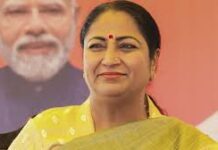 दिल्ली CM रेखा गुप्ता पर अटैक करने वाले की कोर्ट ने मांगी मेडिकल रिपोर्ट, जानें क्यों! इस पर कोर्ट ने जेल प्रशासन को निर्देश दिया है कि आरोपी की सेहत से जुड़ी रिपोर्ट अगली सुनवाई में सामने रखी जाए।