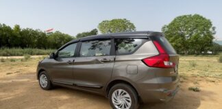 सितंबर 2025 की बेस्ट सेलिंग कारों की लिस्ट आ गई है और इसमें टाटा नेक्सॉन (Nexon) मारुति सुजुकी डिजायर (Dzire), हुंडई क्रेटा (Creta) और महिंद्रा स्कॉर्पियो (Scorpio) से लेकर मारुति अर्टिगा (Ertiga) तक पीछे उड़ गई है। टाटा पंच की टॉप 5 में वापसी हुई है और अगस्त की टॉप सेलिंग कार अर्टिगा खिसककर 10वें नंबर पर पहुंच गई है।
