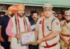 रोहतक साइबर सेल के एएसआई संदीप लाठर ने मंगलवार को अपने मामा के खेत में बने कमरे में जाकर गोली मारकर आत्महत्या कर ली। मरने से पहले छह मिनट 28 सेकिंड की वीडियो वायरल की और चार पेज का सुसाइड नोट छोड़ा है।