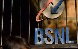 सरकारी कंपनी बीएसएनएल ने नए ग्राहक जोड़ने के मामले में लगातार दूसरे महीने एयरटेल को पीछे छोड़ा है। 4जी नेटवर्क के लॉन्‍च का फायदा कंपनी को होता हुआ द‍िख रहा है।