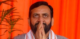 कार्यक्रम में हरियाणा सरकार के कैबिनेट मंत्री डॉ. अरविंद शर्मा, विधायक महिपाल ढांडा और बीजेपी प्रदेशाध्यक्ष मोहनलाल बडोली भी विशेष रूप से मौजूद रहे।