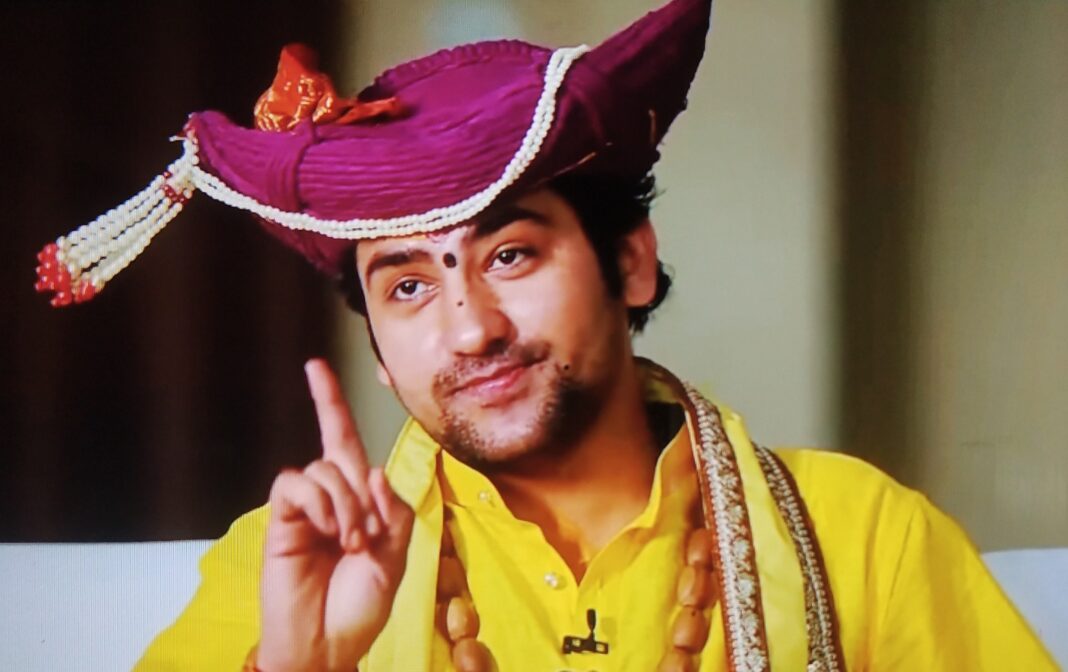 रियाणा में हिन्दू सनातन एकता पदयात्रा में उन्होंने मदरसों के मौलवियों को निशाने पर लिया।