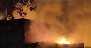 जगाधरी गेट के पास फ्रैंडस कॉलोनी में एक घर में डीजल की भट्टी में आग लगने का मामला सामने आया है।