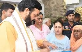 इस योजना का लाभ एक लाख रुपये तक की सालाना आय वाले परिवारों की महिलाओं को मिल रहा है।