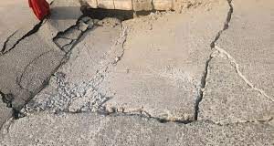 सड़क बनाने का काम 27 जनवरी 2019 को शुरू किया गया।