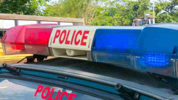 बलियाना गांव में दो पक्षों के बीच पुरानी रंजिश चल रही है। 2023 में गांव के दुकानदार जगबीर की गोली मारकर हत्या की गई थी। बलियाना गांव में दो पक्षों के बीच पुरानी रंजिश चल रही है। 2023 में गांव के दुकानदार जगबीर की गोली मारकर हत्या की गई थी।