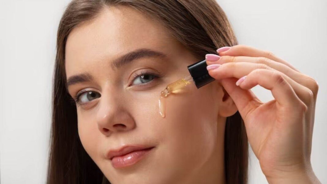 41 साल की बेदाग और चमकदार त्वचा वाली महिला ने कहा कि 'मैं रेटिनॉल क्रीम नहीं लगाती हूं।' इस वीडियो पर डर्मेटोलॉजिस्ट आंचल पंथ ने रिएक्शन दिया है।