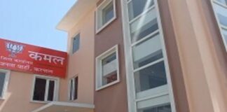 सुप्रीम कोर्ट ने हरियाणा सरकार को फटकार लगाई है. कोर्ट ने आदेश दिया है कि वह तीन महीने के अंदर उस ग्रीन बेल्ट को फिर से हरा-भरा करे, जहां बीजेपी के करनाल स्थित दफ्तर तक पहुंचने के लिए सड़क बनाने के लिए 40 साल पुराने पेड़ काट दिए गए थे।